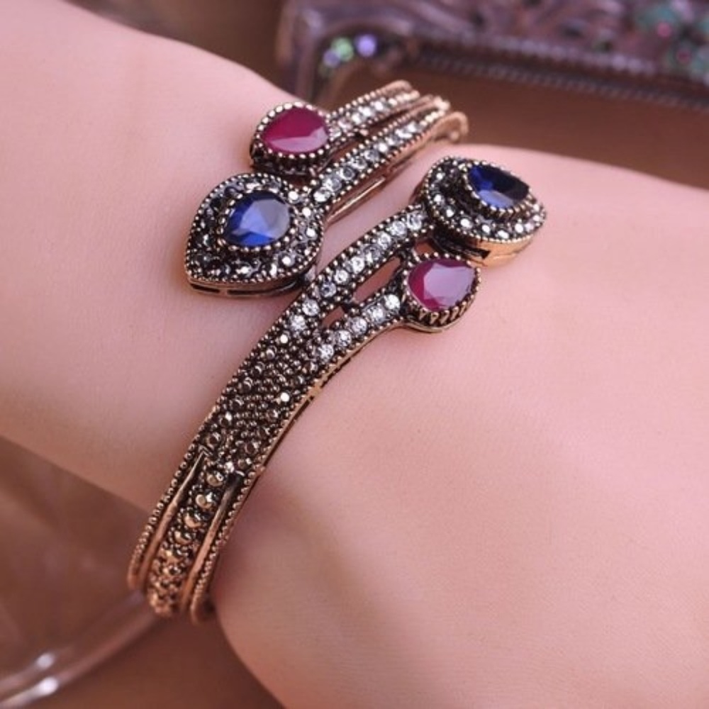Bohemian‎ Boho Antique Gold Tone Hinge Gem Bangle Bracelet